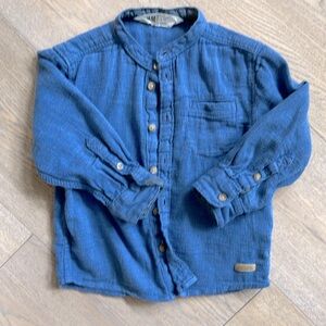 H&M blue button down